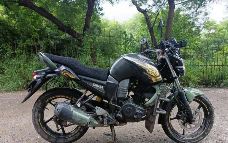 Yamaha fzS 150cc